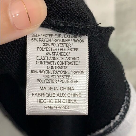 Bobeau Gauze Hem Top - Picture 6 of 7